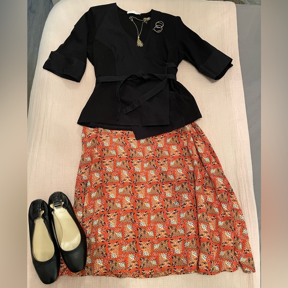 Anne Fontaine wrap top and Fun Cat Print Midi Skirt by Compañia Fantastica